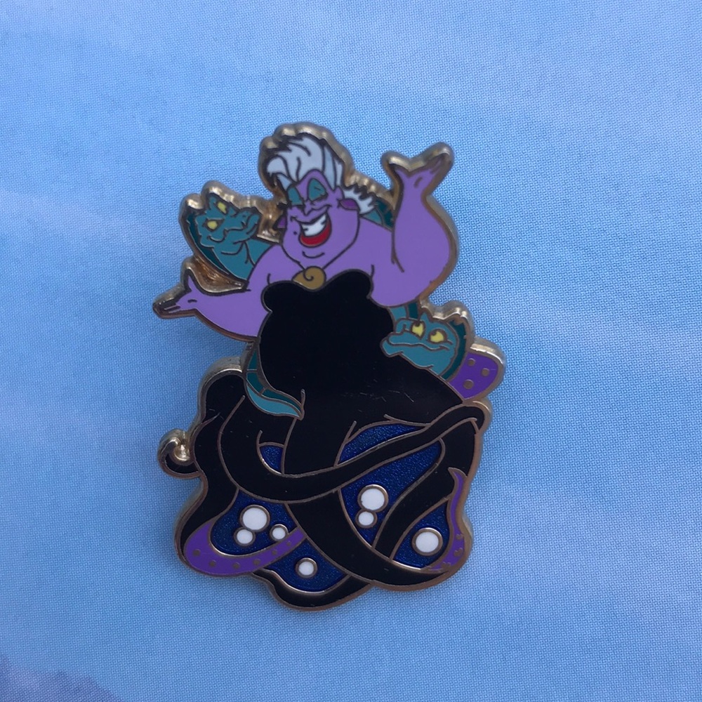Ariel and Ursula Pin Set - Picture 5 of 9